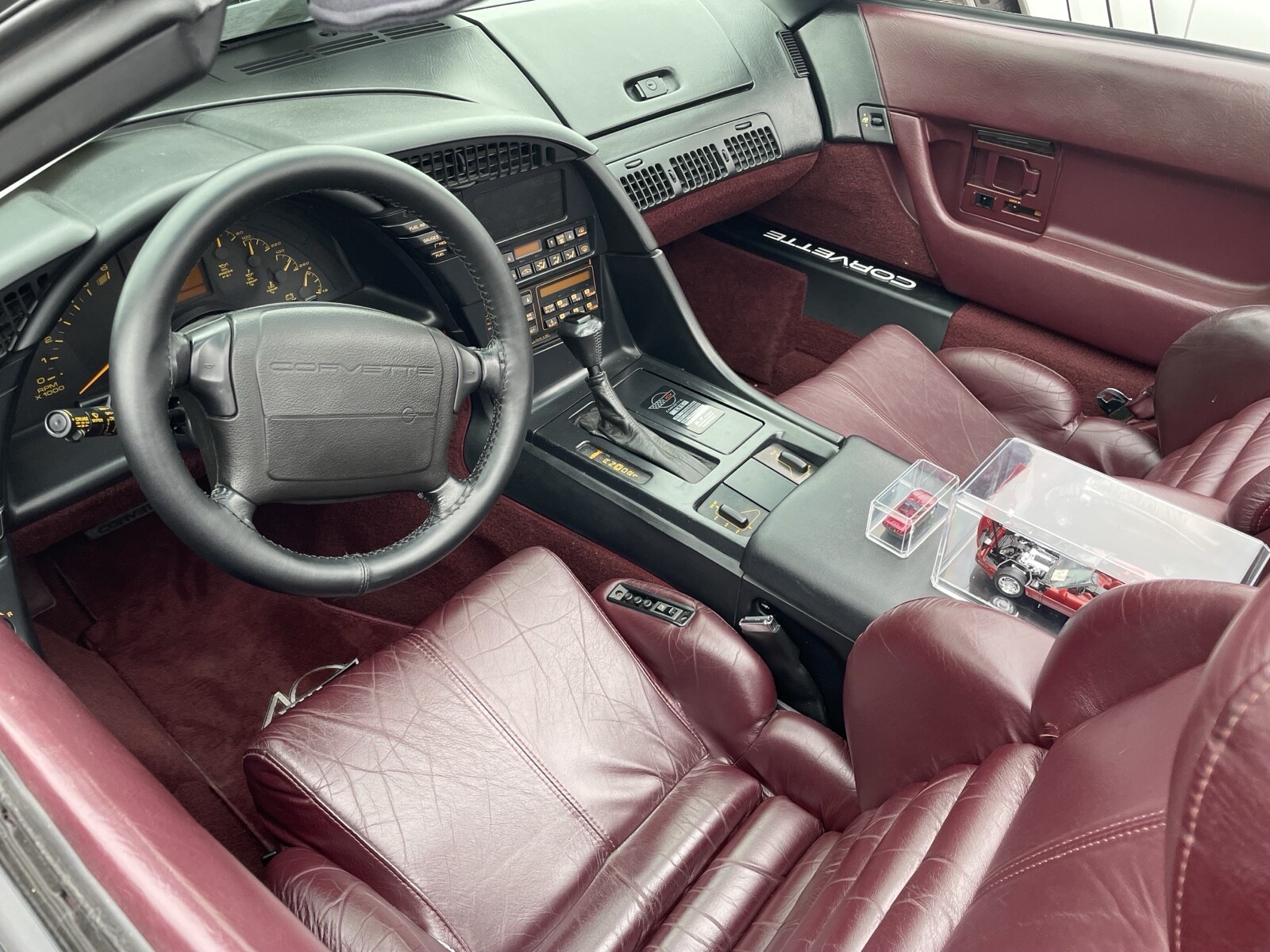 Chevrolet-Corvette-1993-Convertible-15