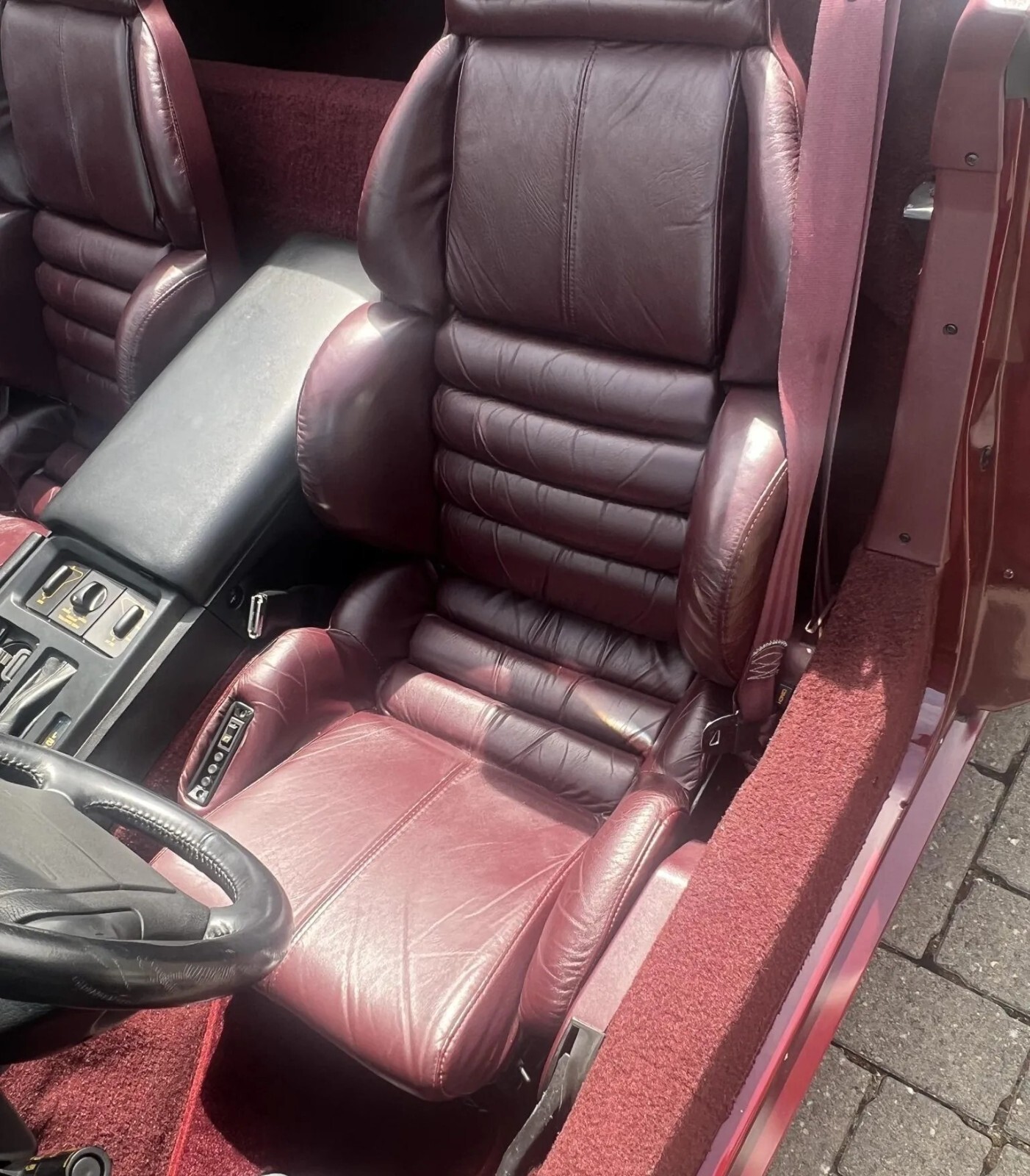 Chevrolet-Corvette-1993-Convertible-17