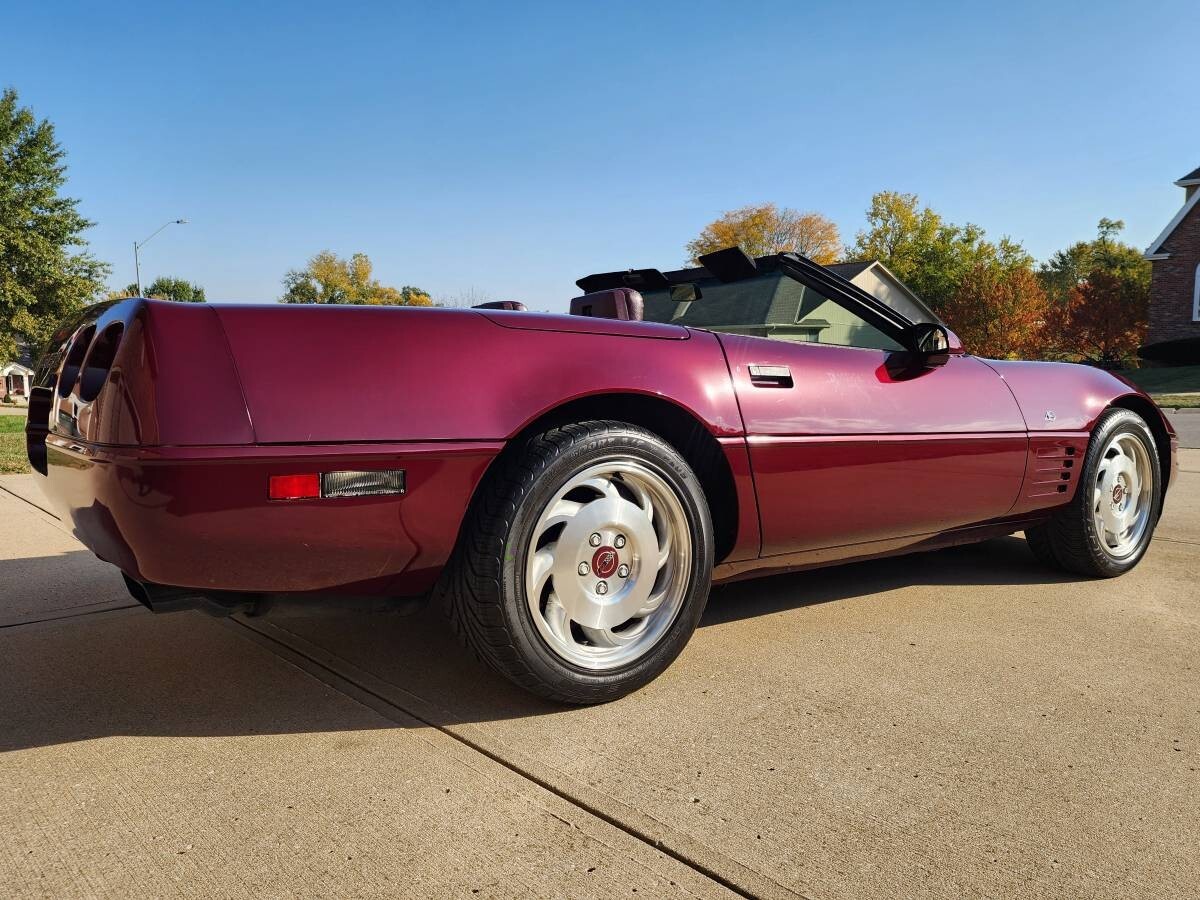 Chevrolet-Corvette-1993-Convertible-19