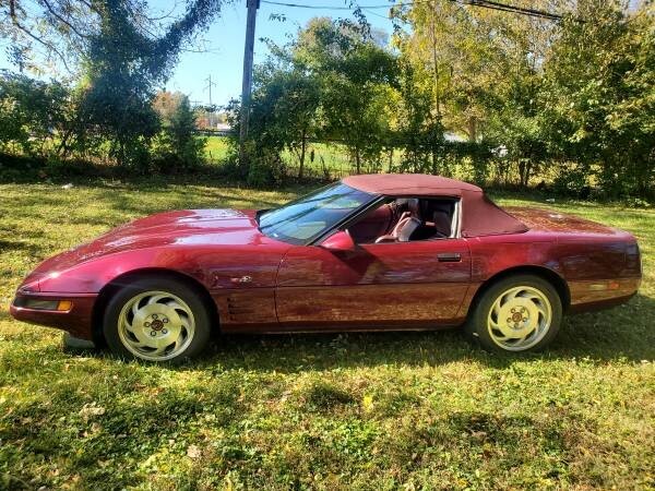 Chevrolet-Corvette-1993-Convertible-2