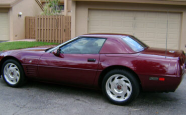 Chevrolet-Corvette-1993-Convertible-2