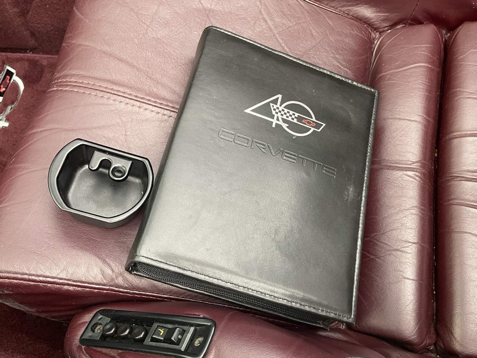 Chevrolet-Corvette-1993-Convertible-33