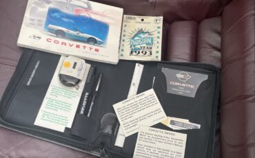 Chevrolet-Corvette-1993-Convertible-35