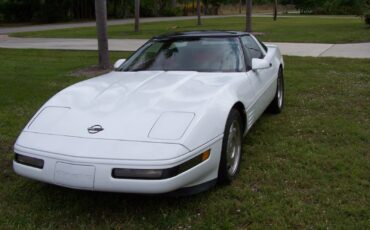 Chevrolet-Corvette-1993-Coupe-1