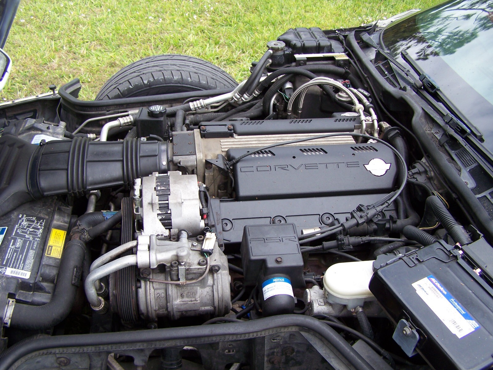 Chevrolet-Corvette-1993-Coupe-10
