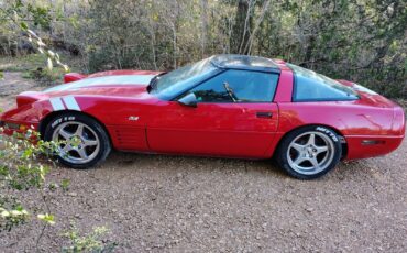 Chevrolet-Corvette-1993-Coupe-2