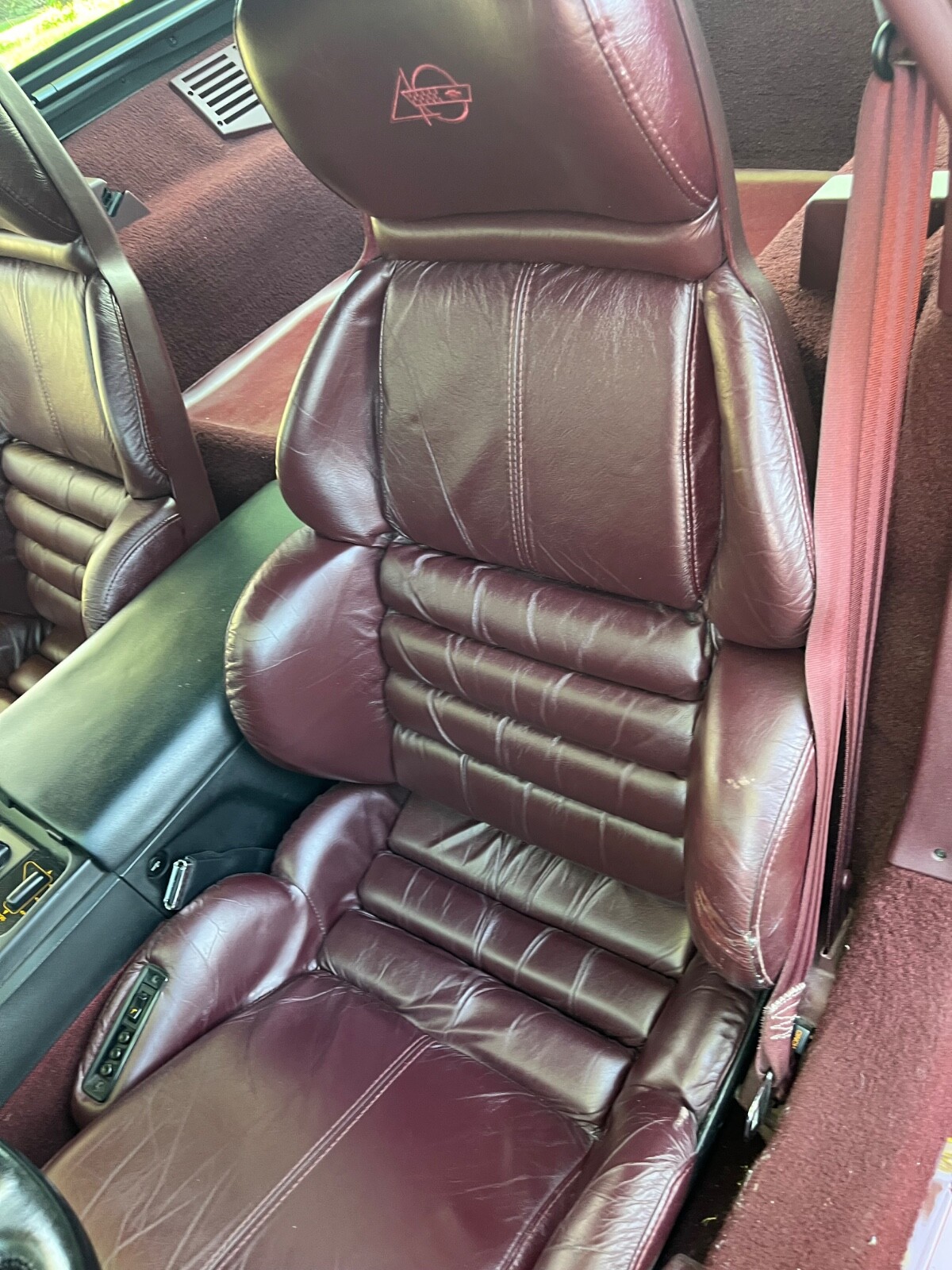 Chevrolet-Corvette-1993-Hatchback-12