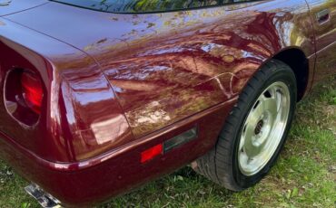 Chevrolet-Corvette-1993-Hatchback-2