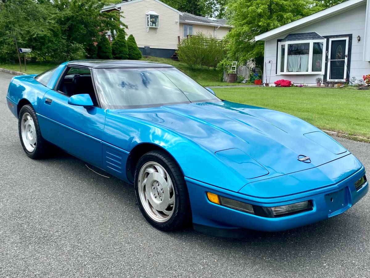 Chevrolet-Corvette-1993-custom