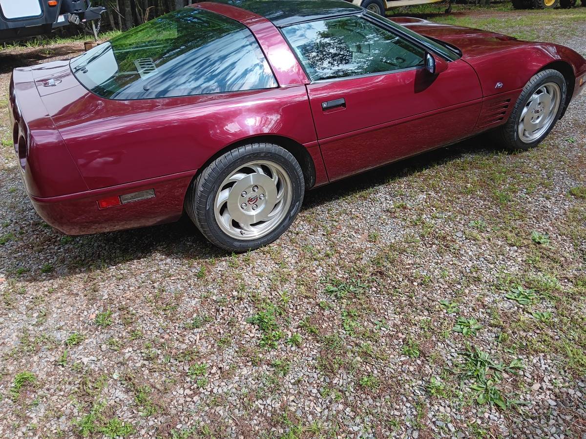 Chevrolet-Corvette-1993-red