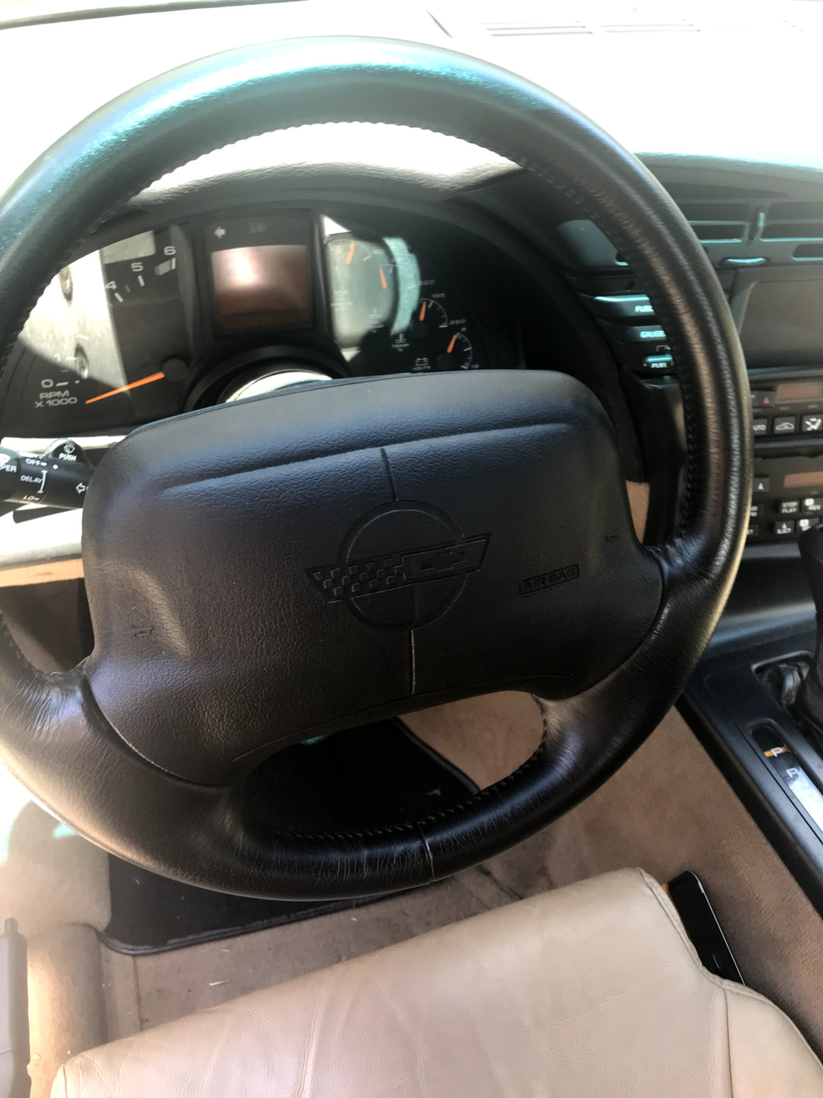 Chevrolet-Corvette-1994-Convertible-3
