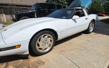 Chevrolet-Corvette-1994-Hatchback-1