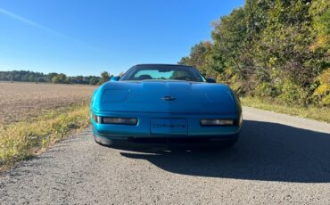 Chevrolet-Corvette-1994-Hatchback-1