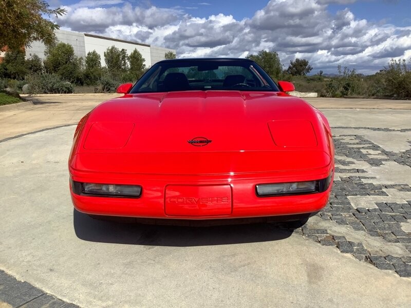 Chevrolet-Corvette-1994-Hatchback-1