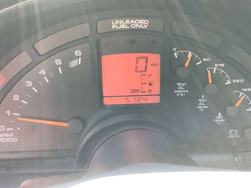 Chevrolet-Corvette-1994-Hatchback-18