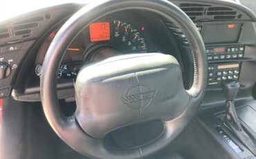 Chevrolet-Corvette-1994-Hatchback-19