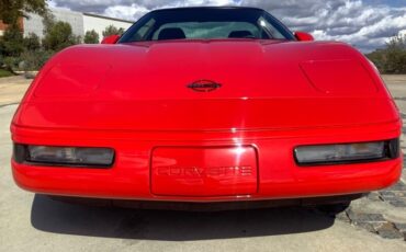 Chevrolet-Corvette-1994-Hatchback-2
