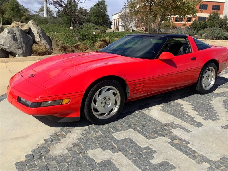 Chevrolet-Corvette-1994-Hatchback-6