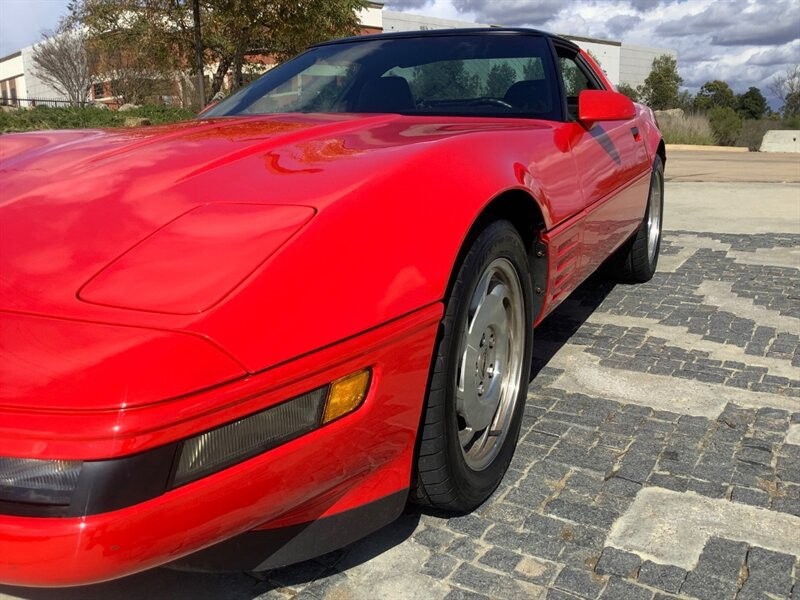 Chevrolet-Corvette-1994-Hatchback-7