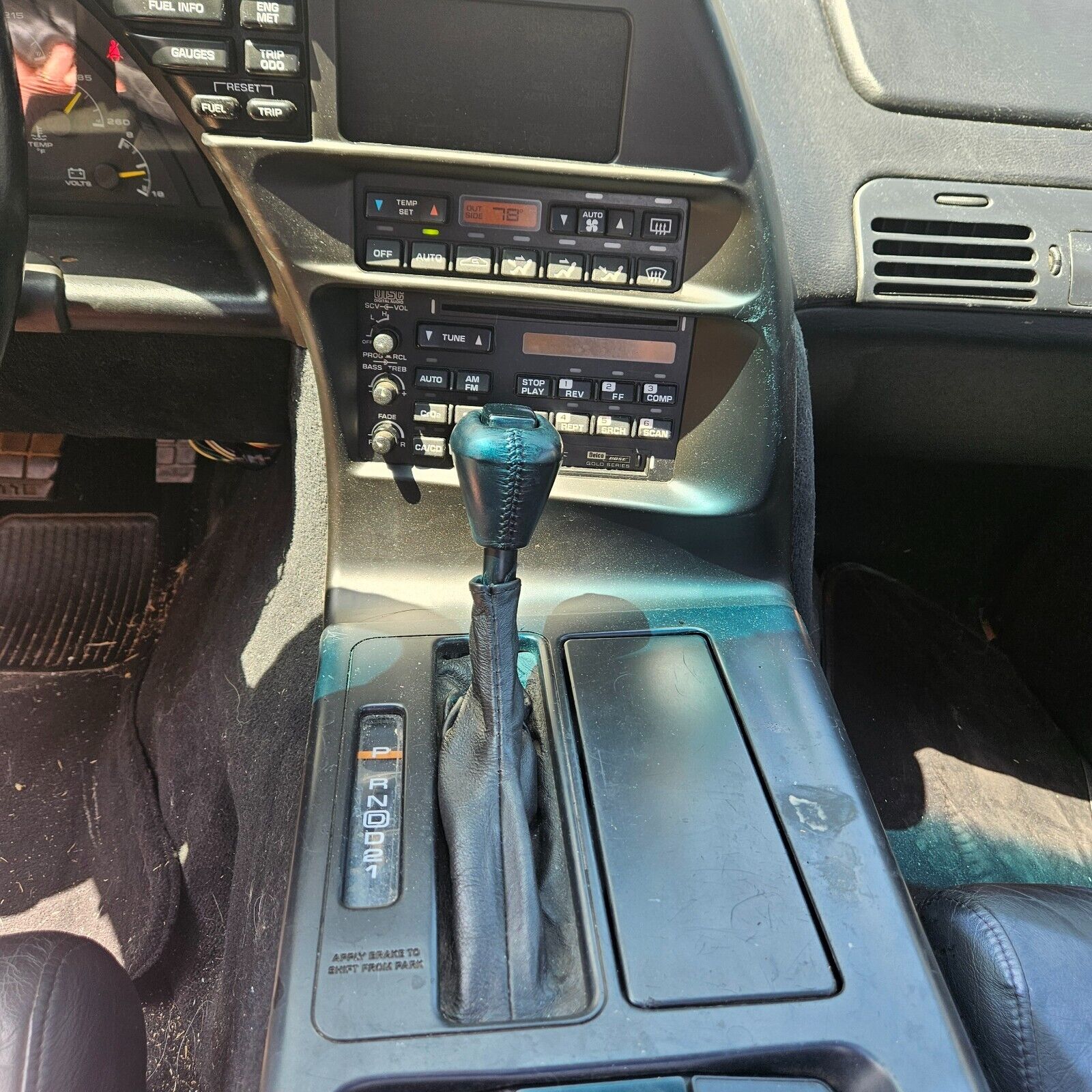 Chevrolet-Corvette-1994-Hatchback-8
