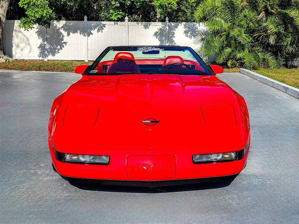 Chevrolet-Corvette-1994-red-14