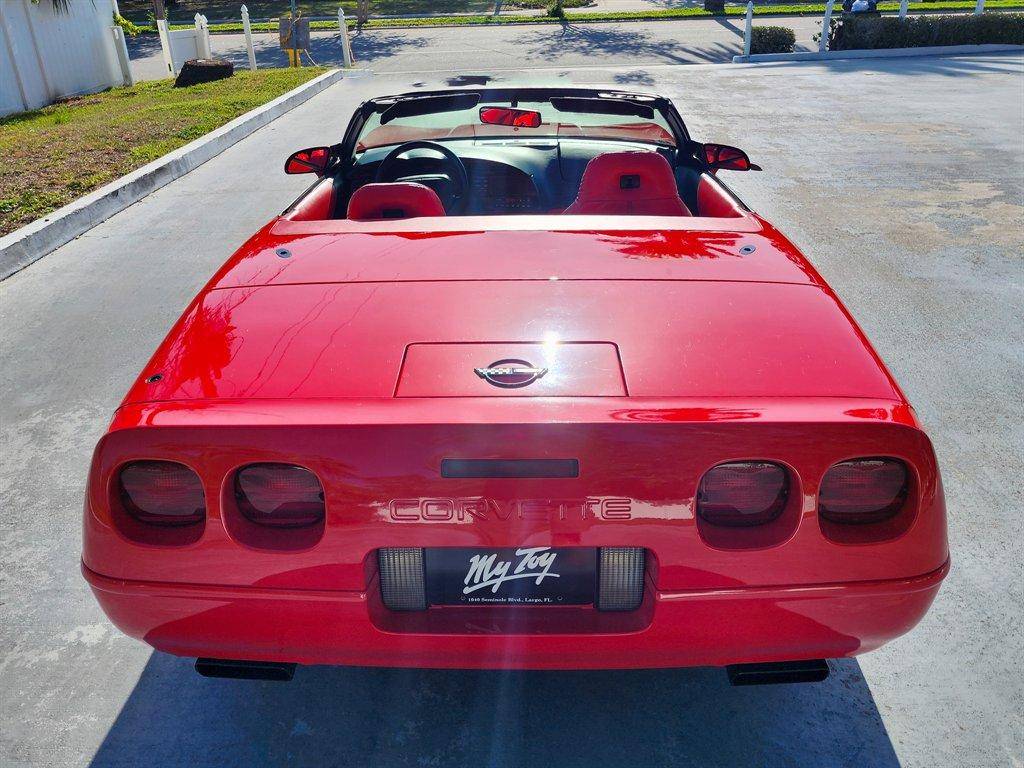 Chevrolet-Corvette-1994-red-18