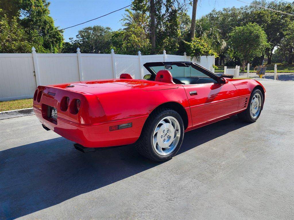 Chevrolet-Corvette-1994-red-19