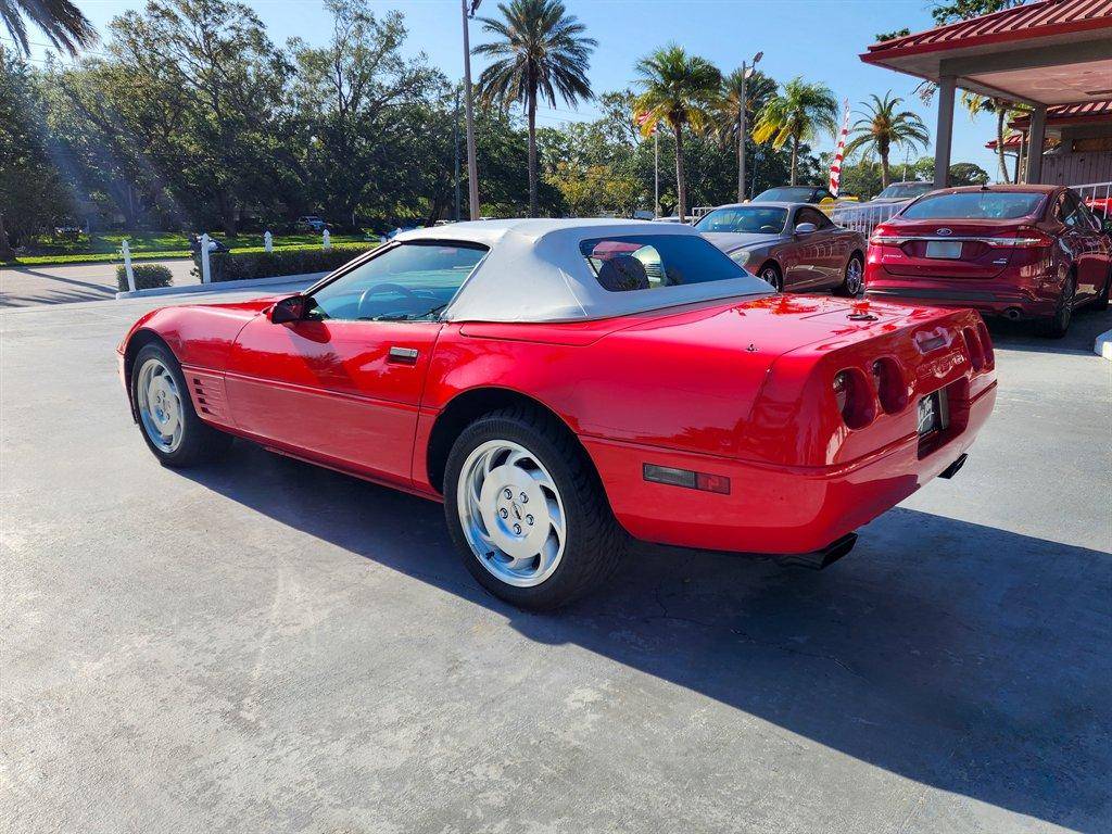 Chevrolet-Corvette-1994-red-2