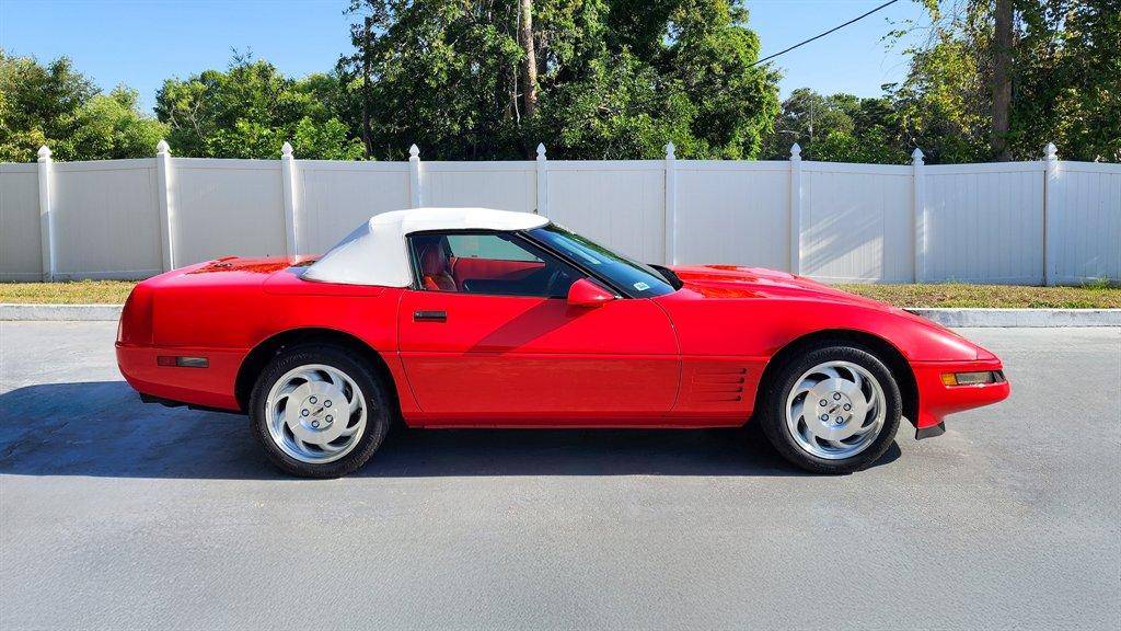 Chevrolet-Corvette-1994-red-5