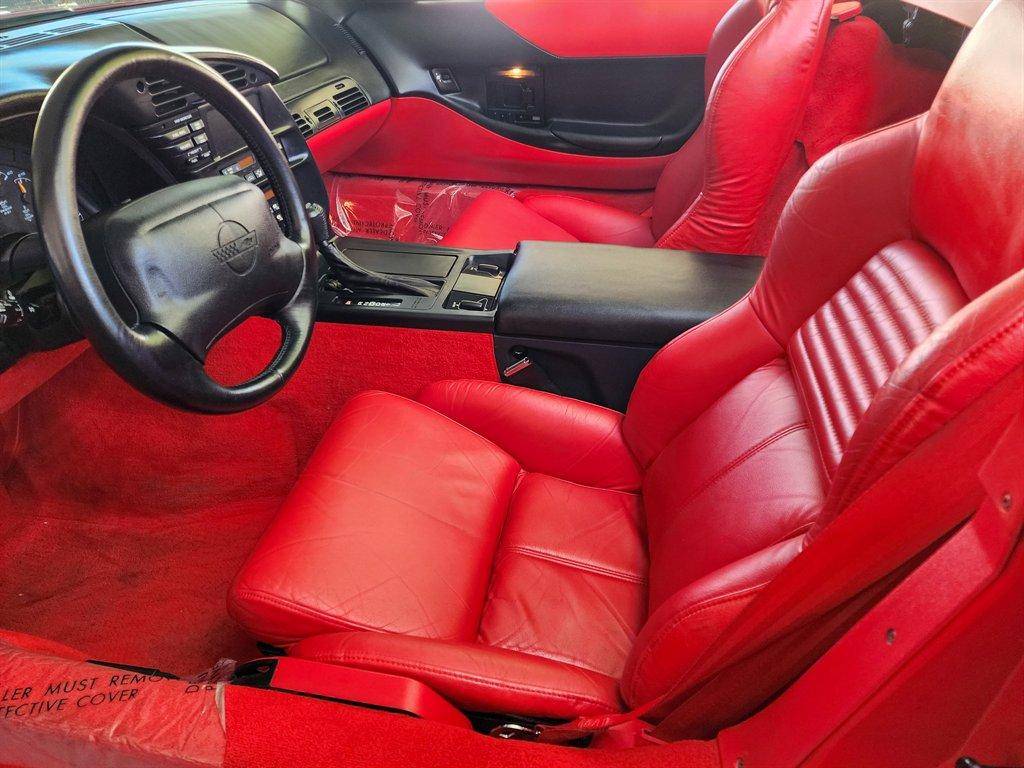 Chevrolet-Corvette-1994-red-7