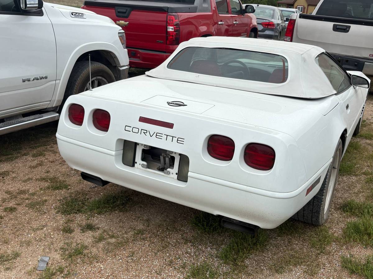 Chevrolet-Corvette-1994-white