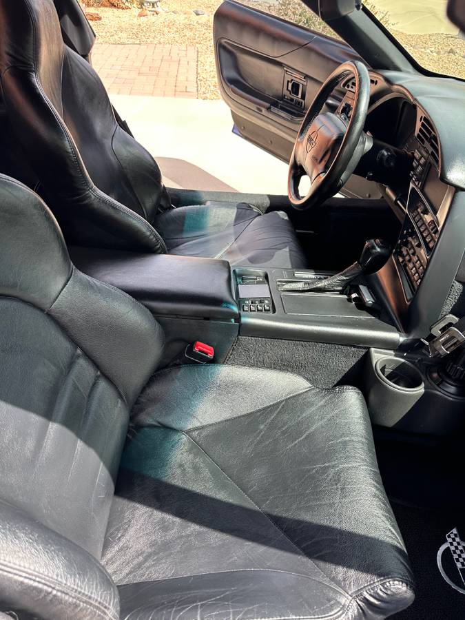 Chevrolet-Corvette-1995-blue-13