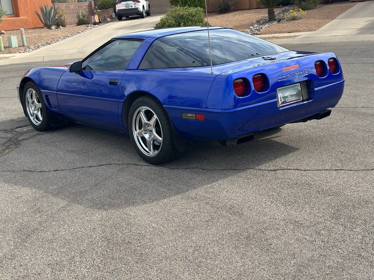 Chevrolet-Corvette-1995-blue-7