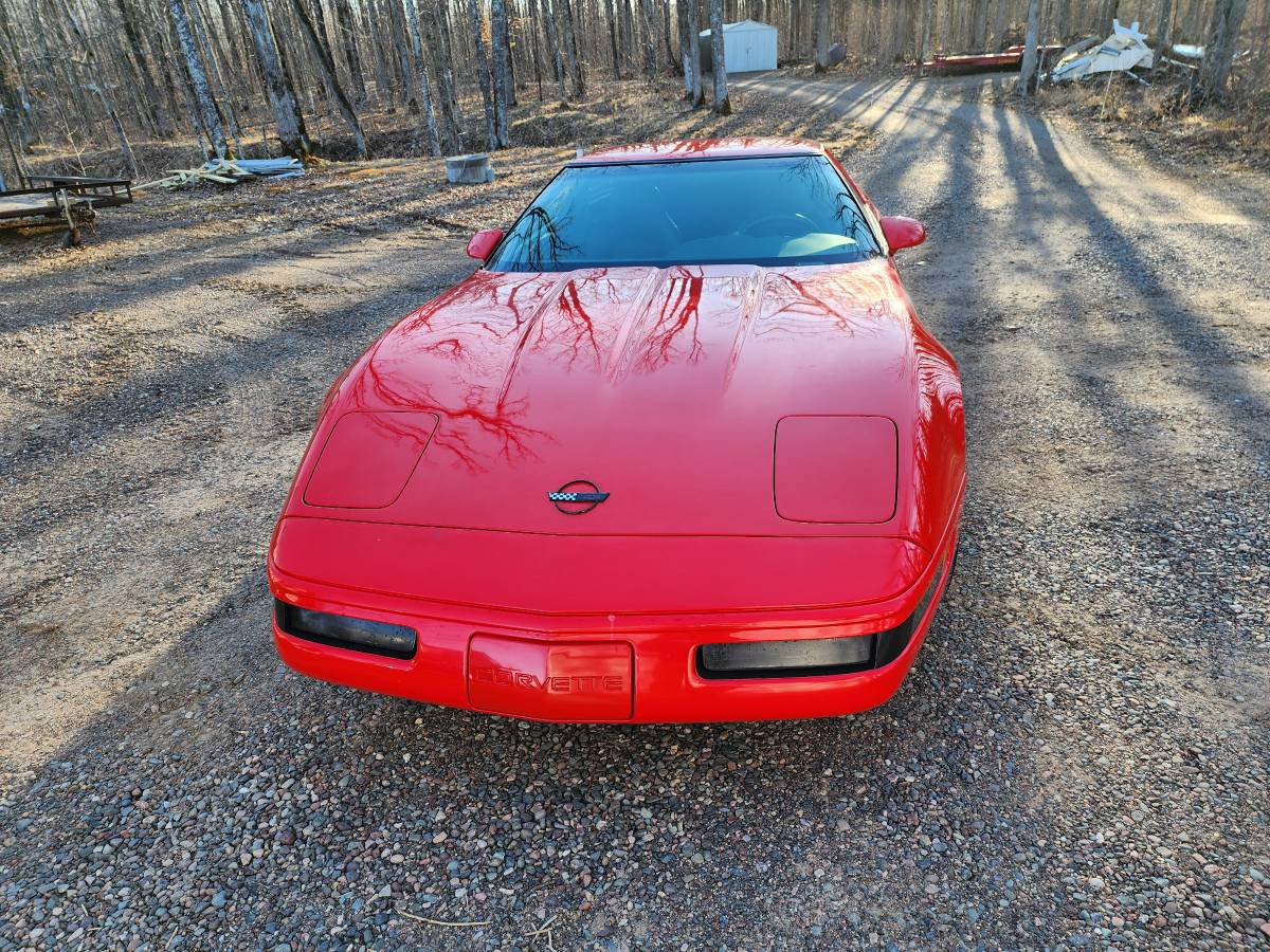 Chevrolet-Corvette-1995-red-4