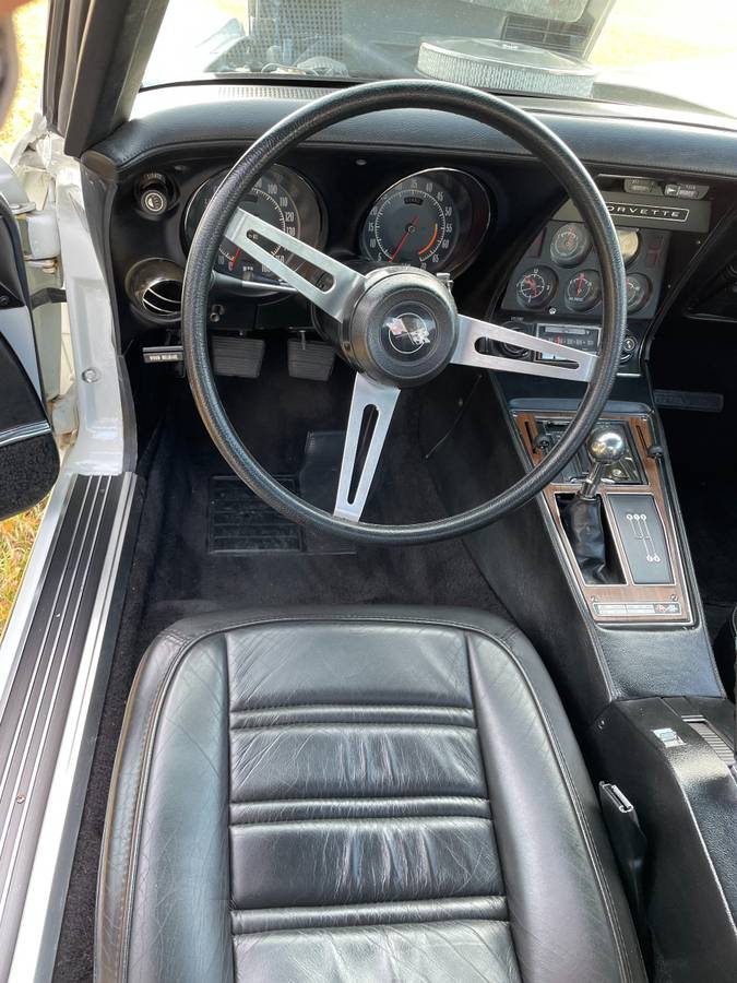 Chevrolet-Corvette-454-stingray-ls4-4-speed-manual-1973-white-9
