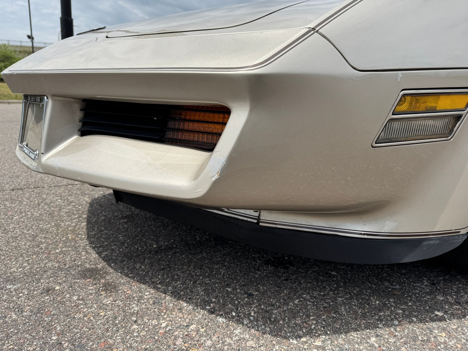 Chevrolet-Corvette-Collector-Edition-1982-Coupe-17