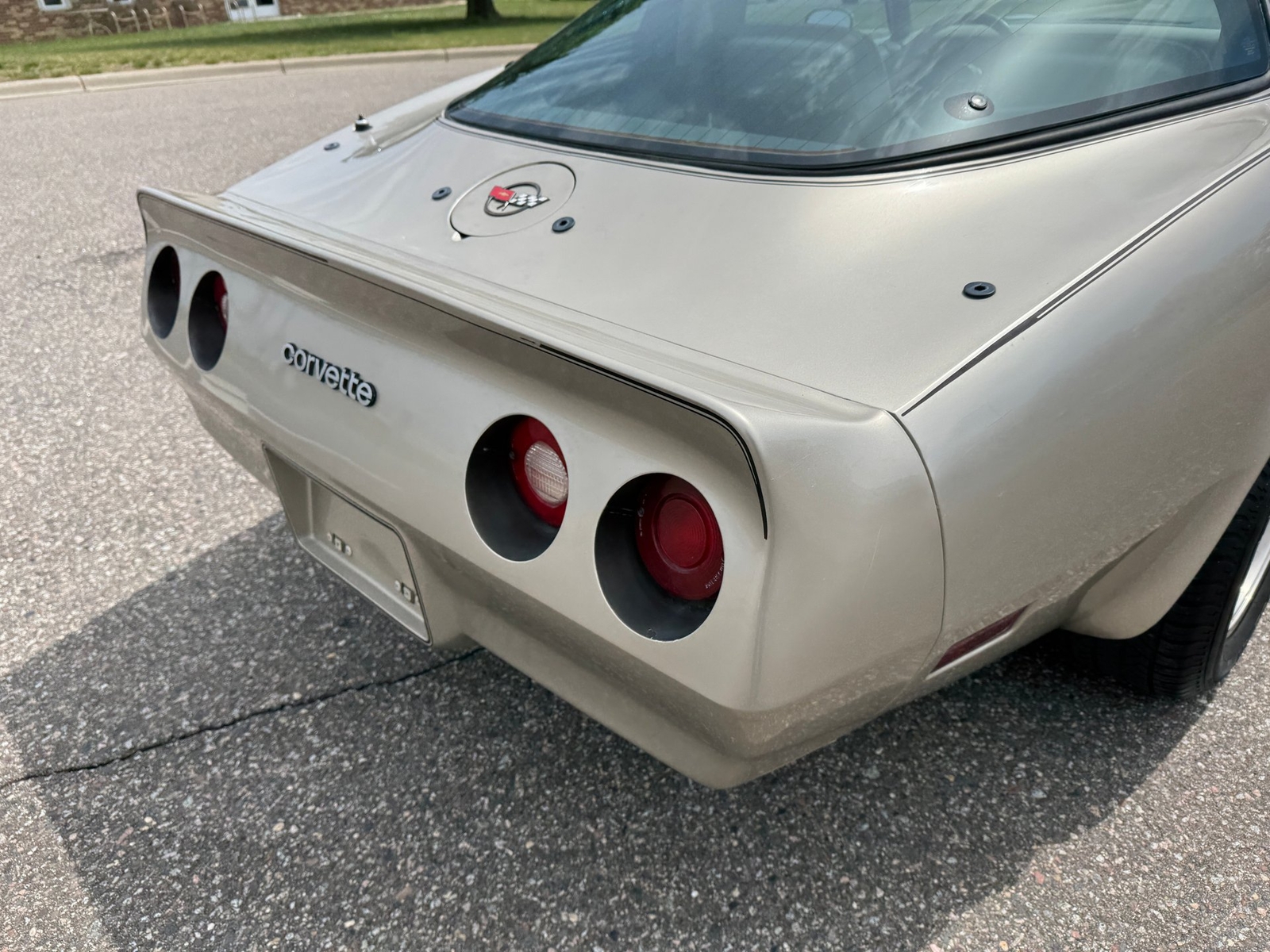 Chevrolet-Corvette-Collector-Edition-1982-Coupe-28