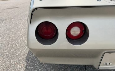 Chevrolet-Corvette-Collector-Edition-1982-Coupe-34