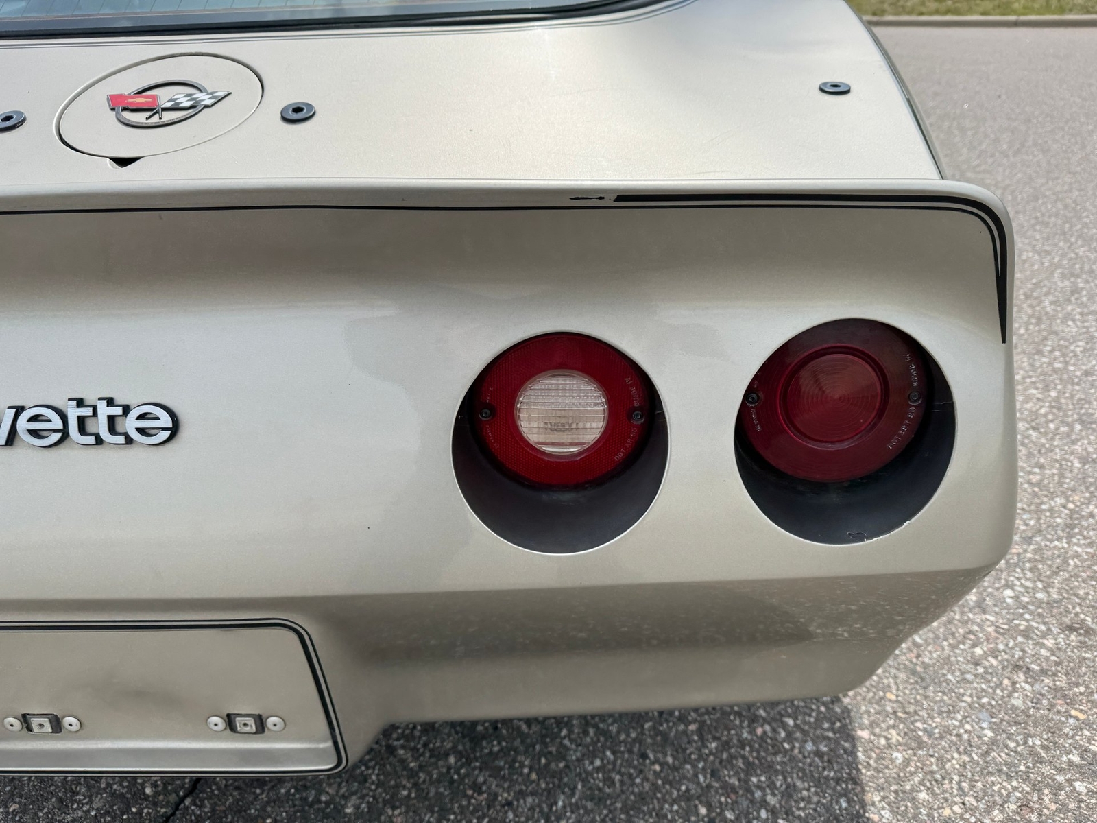 Chevrolet-Corvette-Collector-Edition-1982-Coupe-36