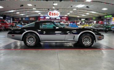 Chevrolet-Corvette-Indianapolis-500-Pace-Car-Edition-1978-Coupe-23