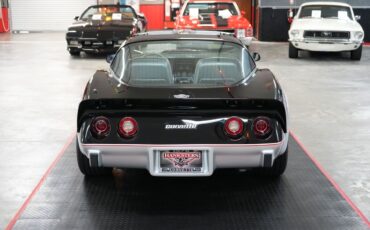 Chevrolet-Corvette-Indianapolis-500-Pace-Car-Edition-1978-Coupe-29