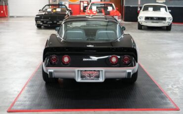 Chevrolet-Corvette-Indianapolis-500-Pace-Car-Edition-1978-Coupe-4