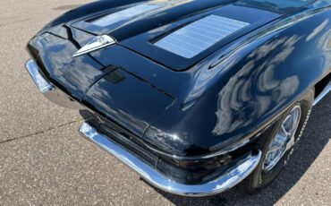 Chevrolet-Corvette-Stingray-Convertible-1963-Convertible-19