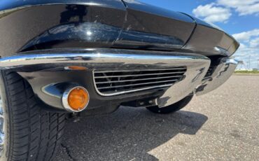 Chevrolet-Corvette-Stingray-Convertible-1963-Convertible-20