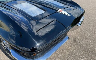 Chevrolet-Corvette-Stingray-Convertible-1963-Convertible-23