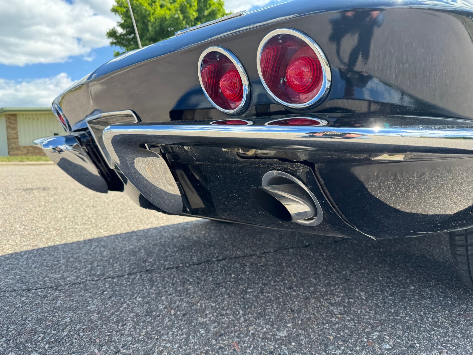 Chevrolet-Corvette-Stingray-Convertible-1963-Convertible-24