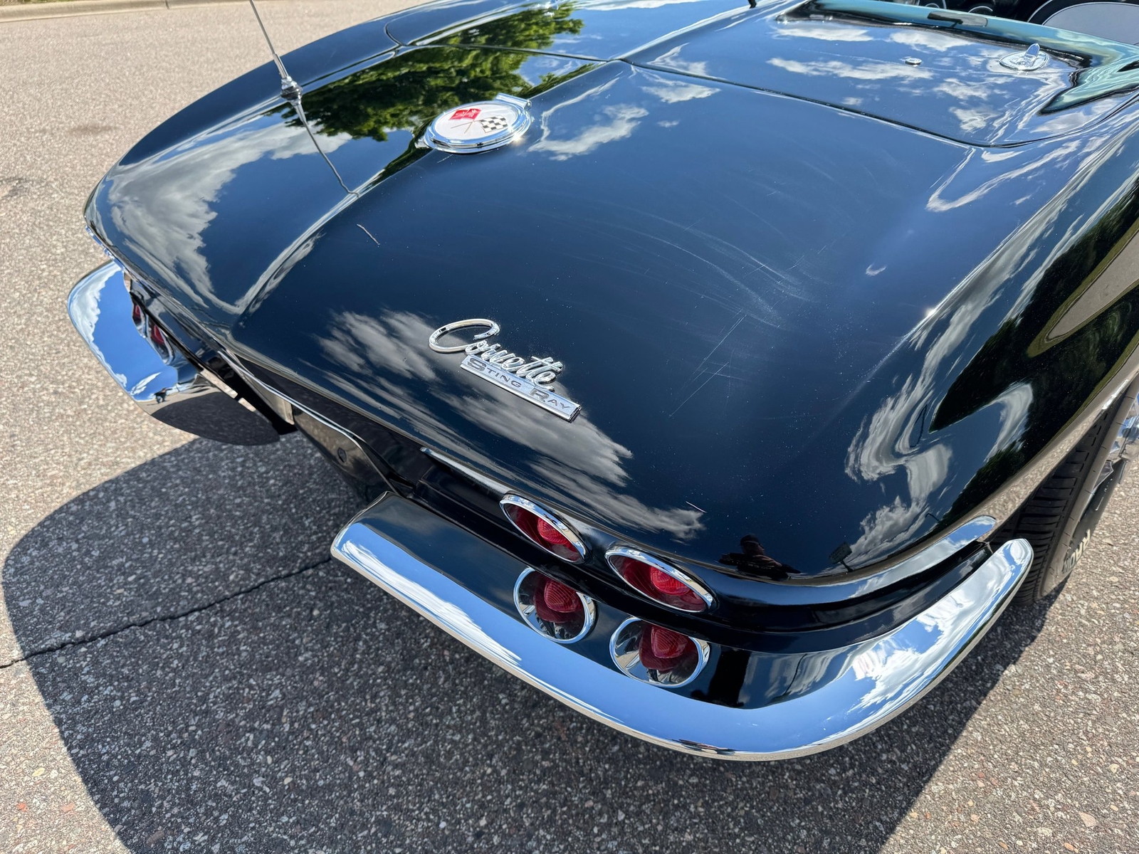 Chevrolet-Corvette-Stingray-Convertible-1963-Convertible-27