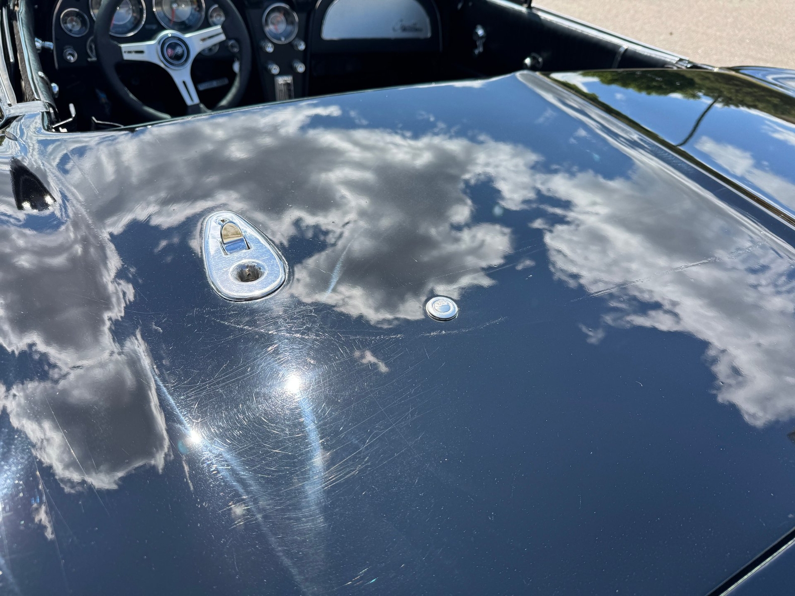 Chevrolet-Corvette-Stingray-Convertible-1963-Convertible-37