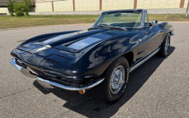 Chevrolet-Corvette-Stingray-Convertible-1963-Convertible-7