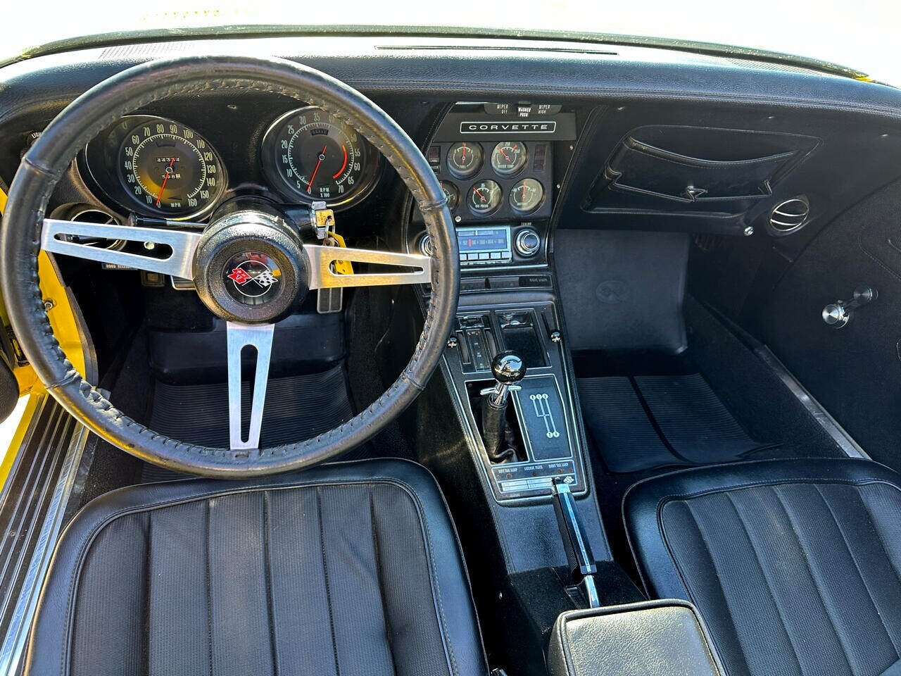 Chevrolet-Corvette-Stingray-Convertible-1971-American-Muscle-Car-11